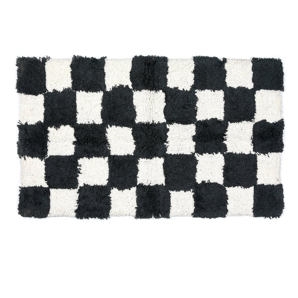 checkerboard-bath-rug_1