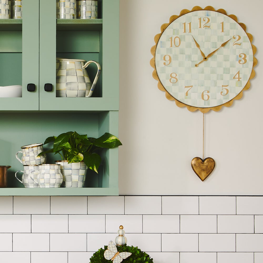 heart-pendant-wall-clock_1